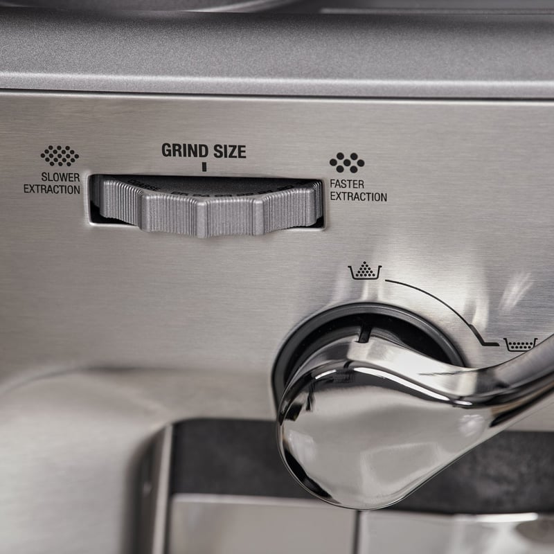 SAGE The Barista Express Impress 1650 W - tlakový kávovar z nerezové oceli