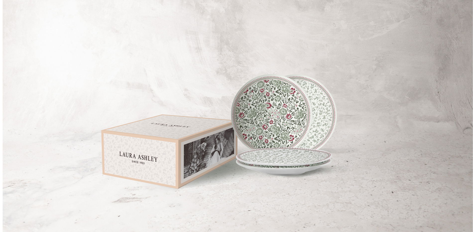 Porcelánové talíře / podšálky LAURA ASHLEY WILD CLEMATIS 12 cm 4 ks.