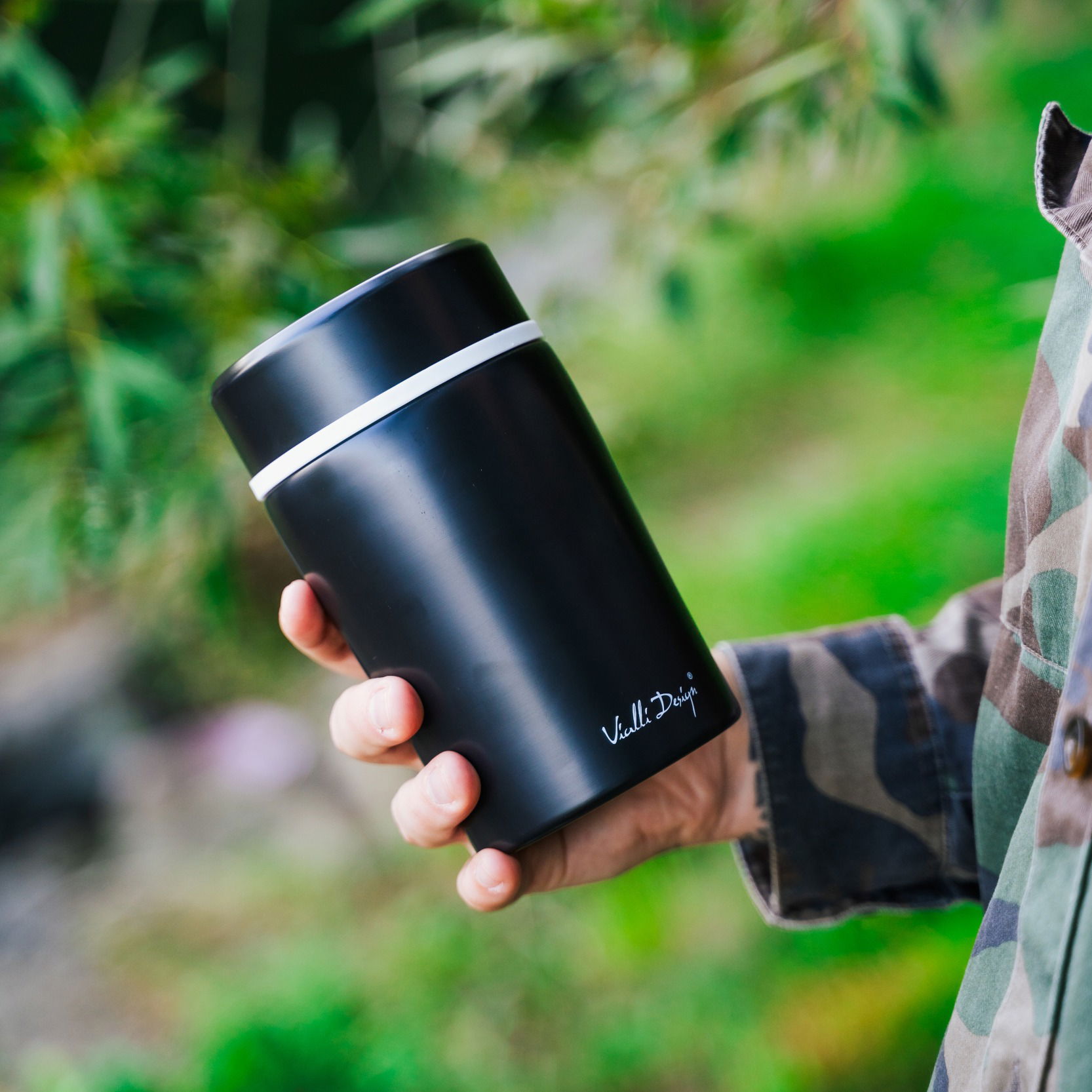 VIALLI DESIGN Fuori 0,5 l grafitová – nerezová termoska na potraviny