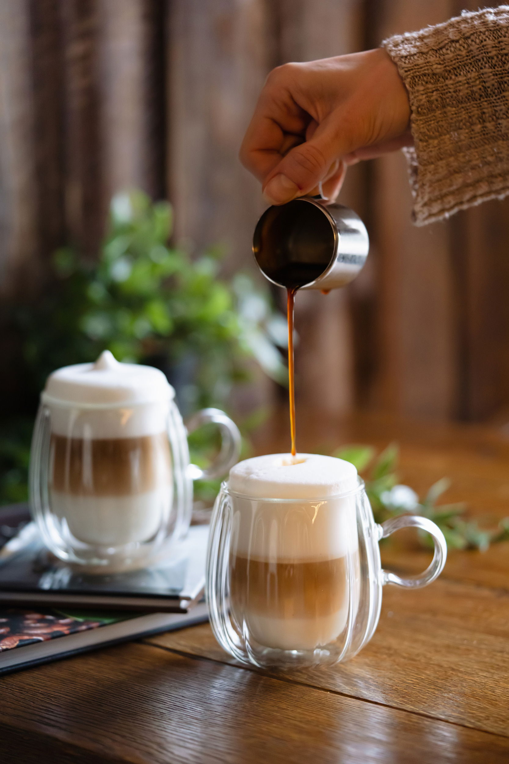 VIALLI DESIGN Tulipán 350 ml 2 ks. - dvoustěnné termální sklenice na latte sklo