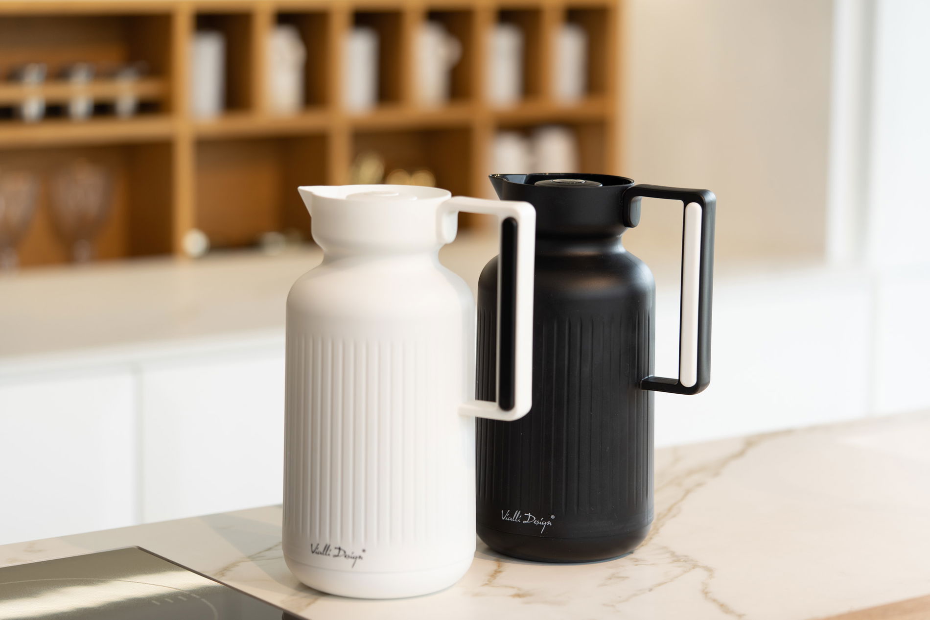 VIALLI DESIGN Lungo 1 l - konferenční termoska na kávu a čaj