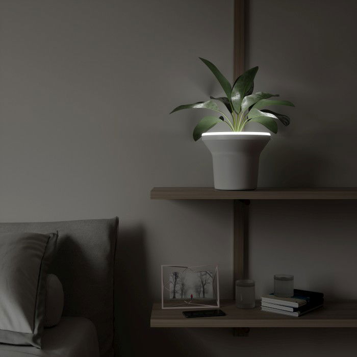 UMBRA Ora Led 21 cm bílý - osvětlený melaminový květináč (obal na květináč)