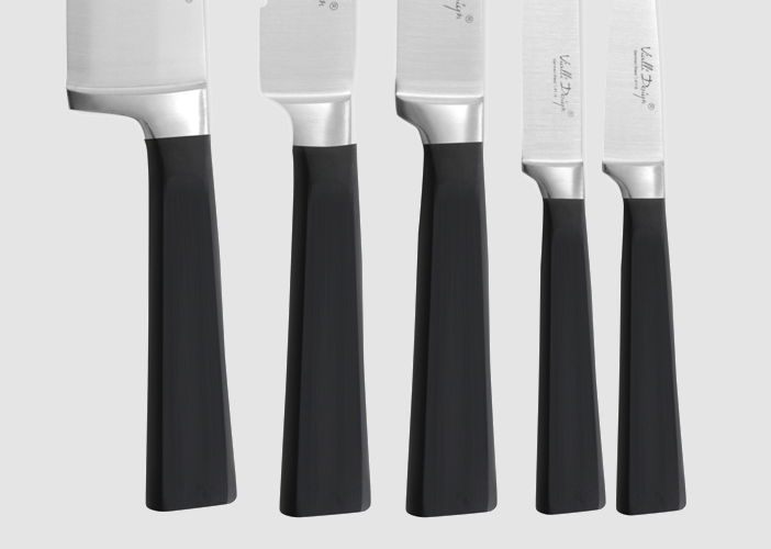 Ergonomiczne, nitowane rękojeści zestawu noży Vialli Design Fino