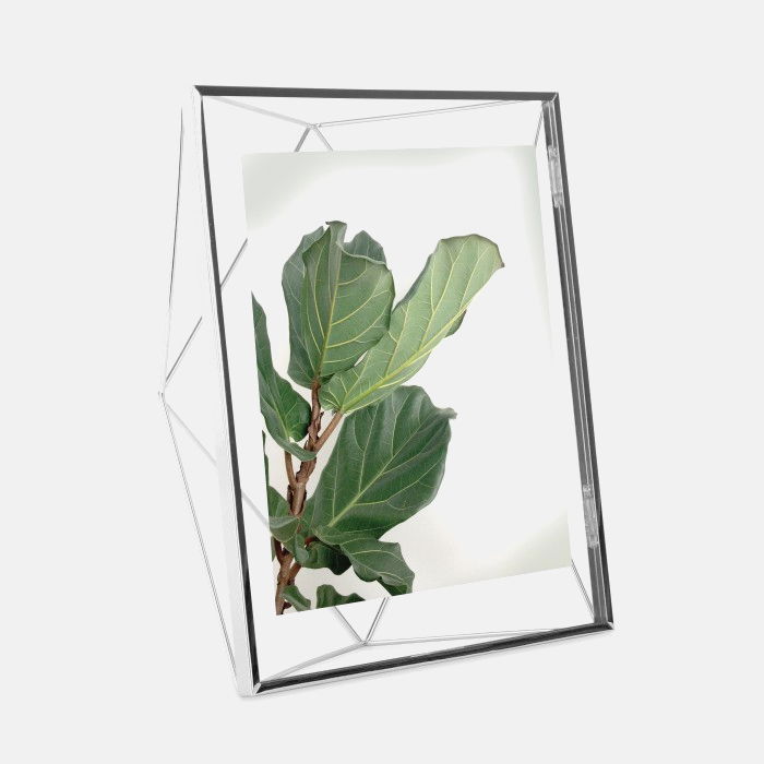 UMBRA Prisma 20 x 25 cm srebrna - ramka na zdjęcia metalowa UMBRA Prisma 20 x 25 cm srebrna - ramka na zdjęcia metalowa