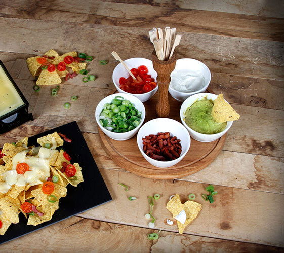 BOSKA deska do serwowania serów i przekąsek drewniana z miseczkami Serving Tray BOSKA deska do serwowania serów i przekąsek drewniana z miseczkami Serving Tray
