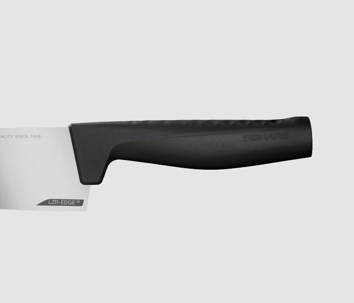 Ergonomiczna rękojeść noża santoku Fiskars Hard Edge