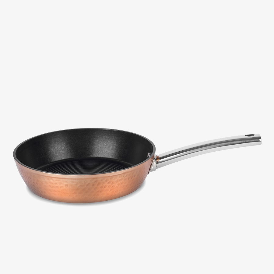 Patelnia nieprzywierająca STARKE PRO BLACK COPPER MIEDZIANA 20 cm Patelnia nieprzywierająca STARKE PRO BLACK COPPER MIEDZIANA 20 cm