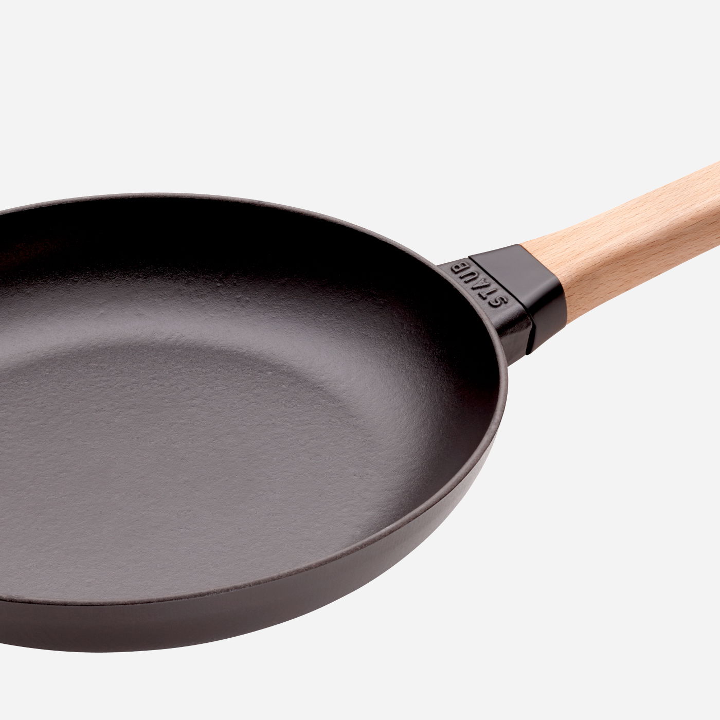Staub z nieprzywierająca powłoką Staub z nieprzywierająca powłoką