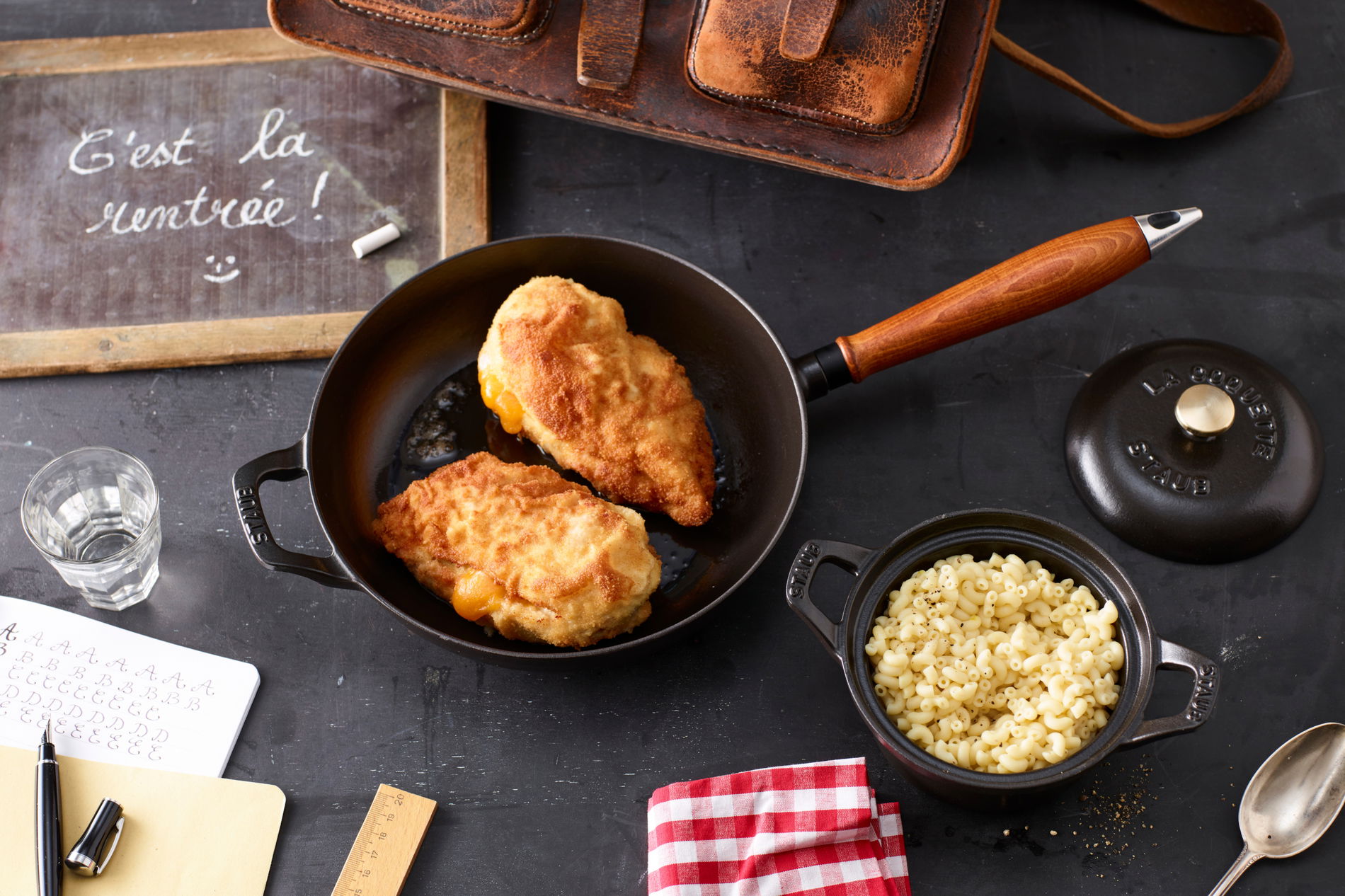 STAUB Black Pan 24 cm - patelnia żeliwna